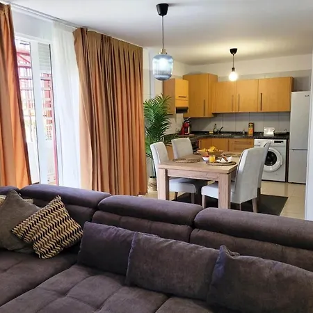 Apartament Casa Dina